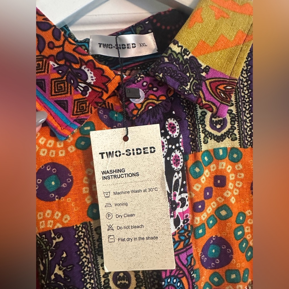 Two-Sided Colorful Patterned Shirt - Picture 3 of 3